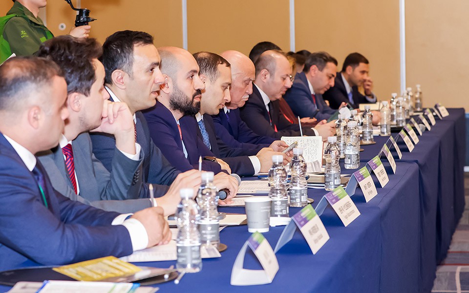 中国—阿塞拜疆产业与投资合作推介会·闭门会议